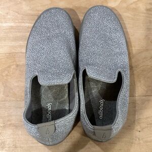 Allbirds women’s wool loungers size 8, gray shoe and sole